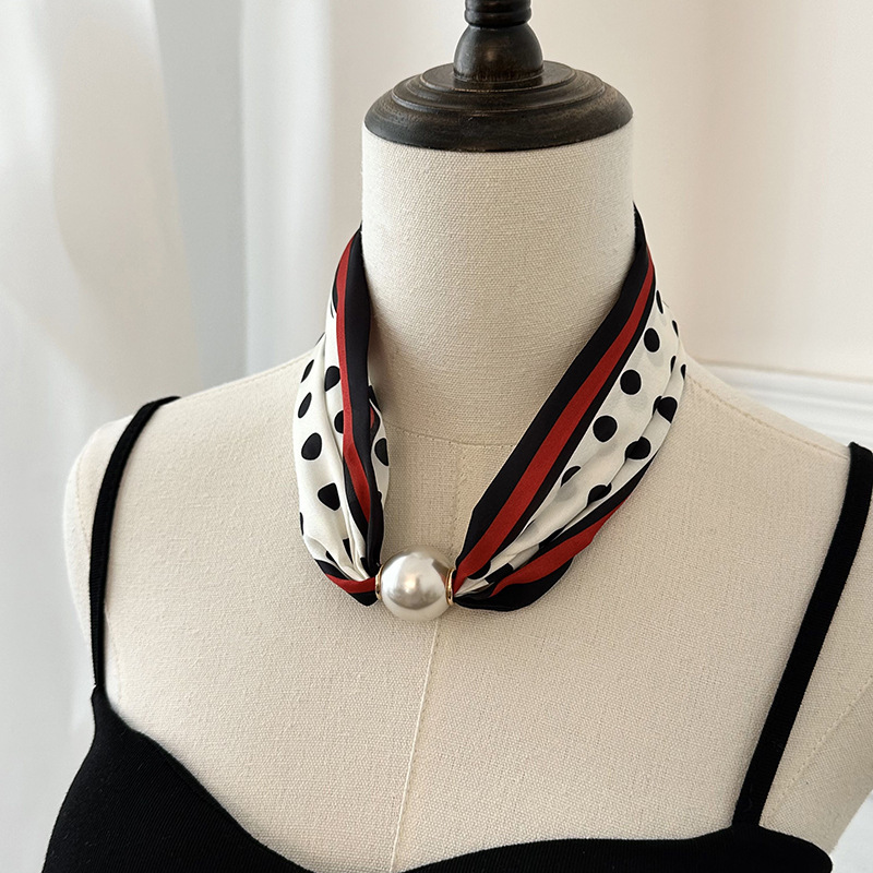 ผ้าพันคอไหมพิมพ์ลายพร้อมตัวล็อ - Silk Neck Scarf บทวิจารณ์และราคา